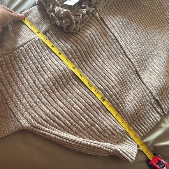 For love and lemons Rey Ruffle Collar Knit Zip-Up Jacket - Picture 12 of 13